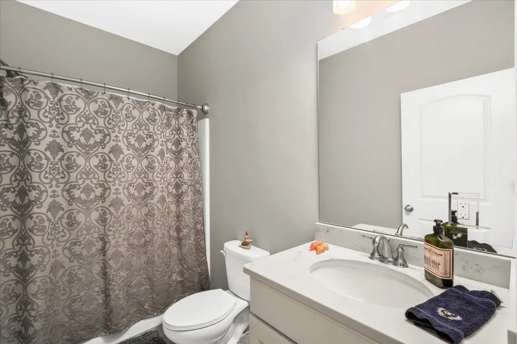 10 Montalcino Way Salem NH 03079