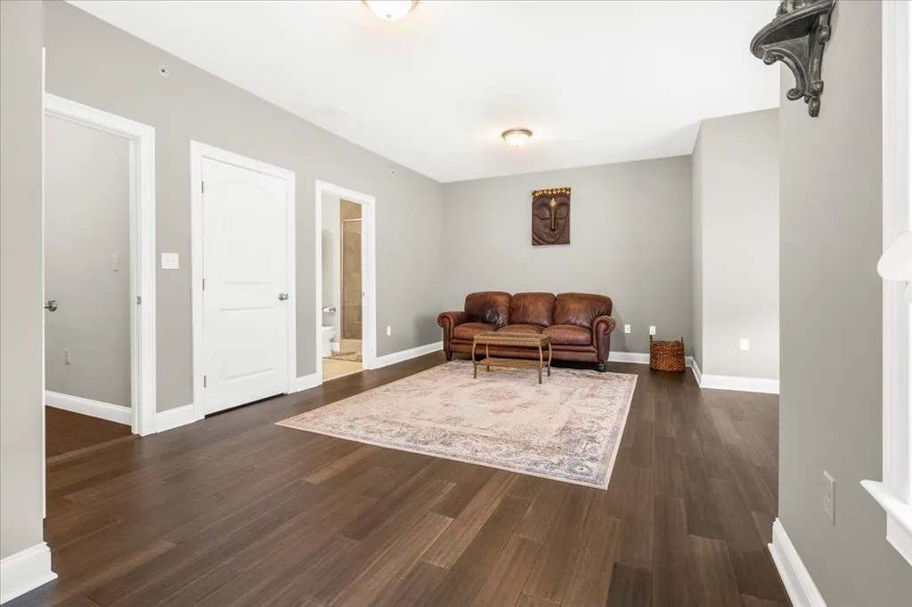 10 Montalcino Way Salem NH 03079
