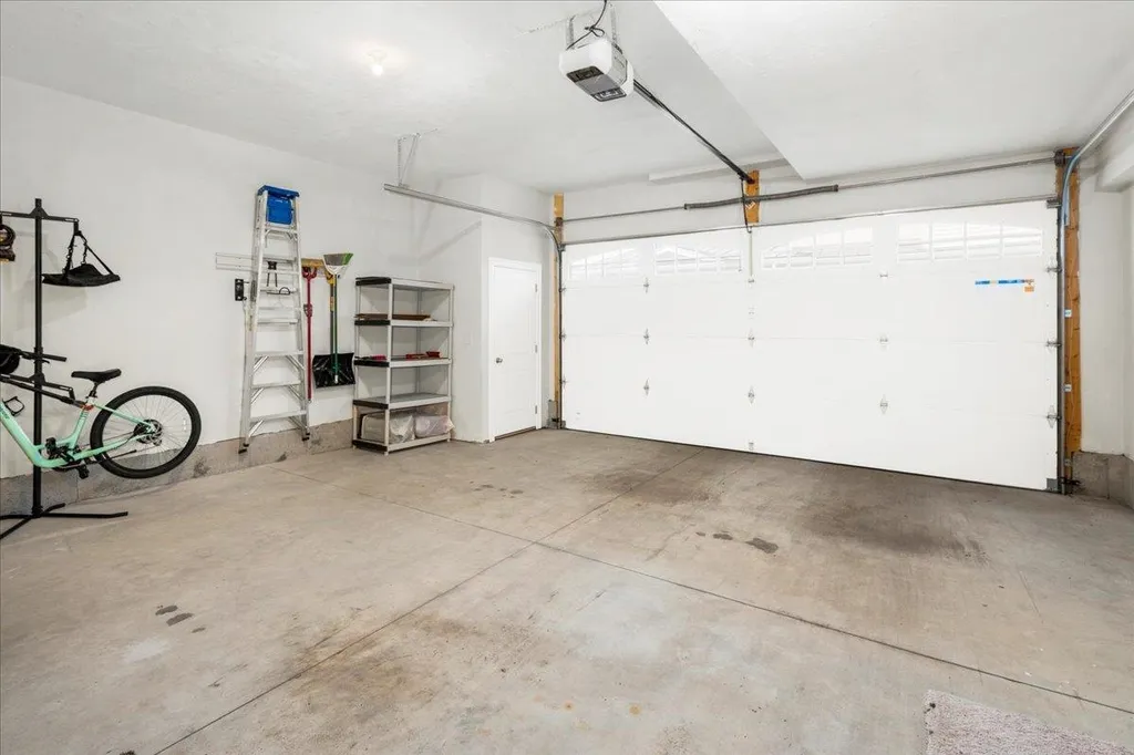 10 Montalcino Way Salem NH 03079