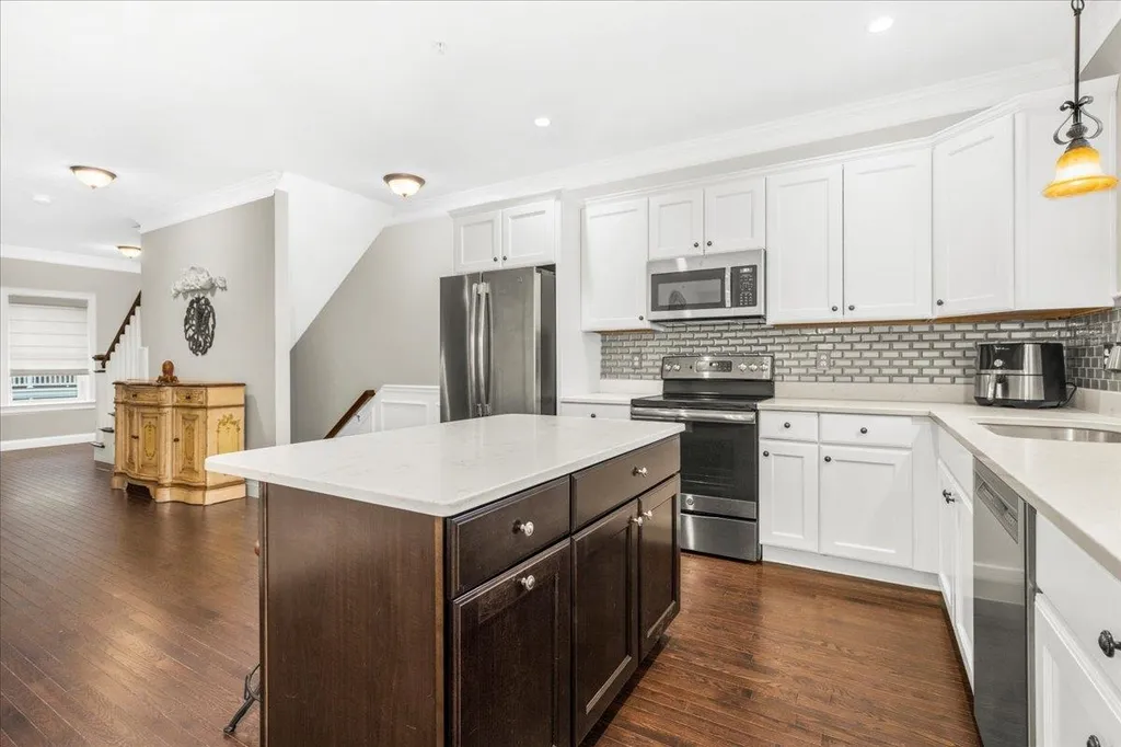10 Montalcino Way Salem NH 03079