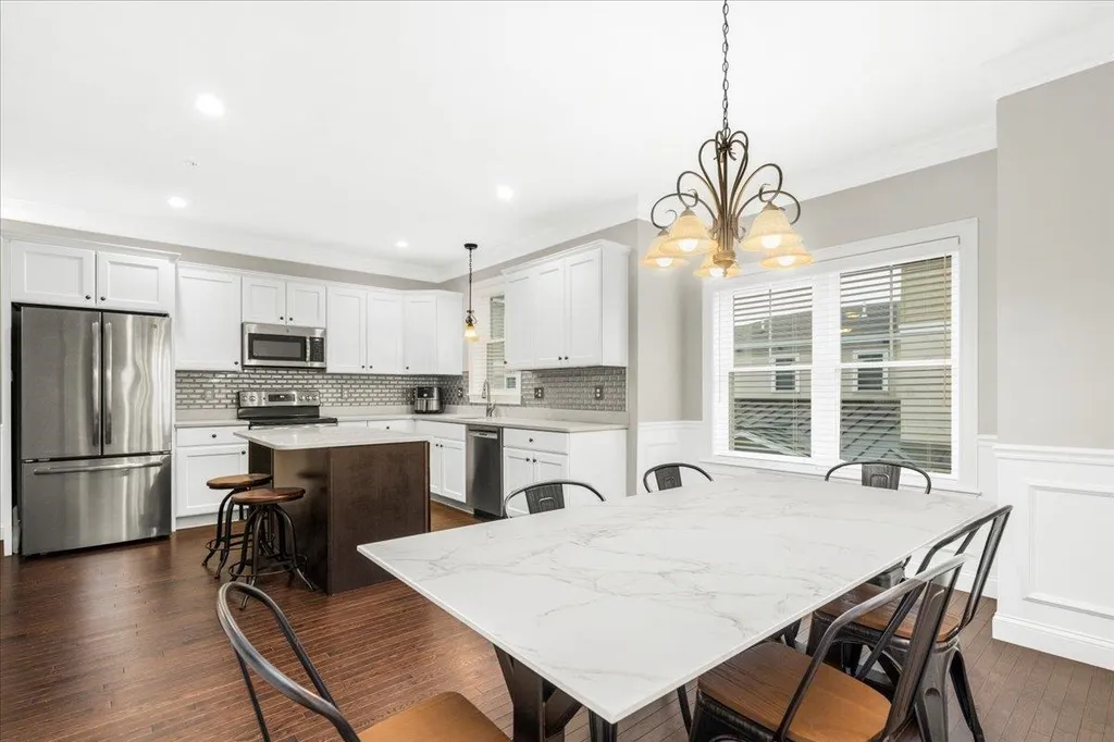 10 Montalcino Way Salem NH 03079