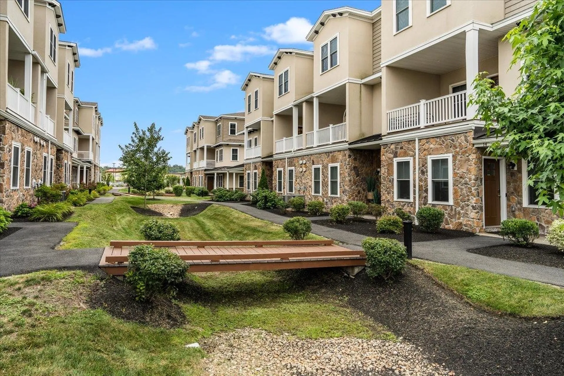 10 Montalcino Way Salem NH 03079