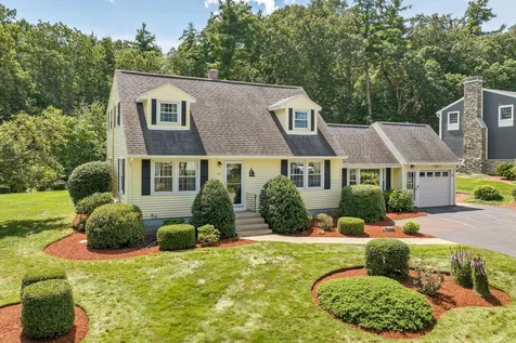 27 Massachusetts Drive Nashua NH 03060