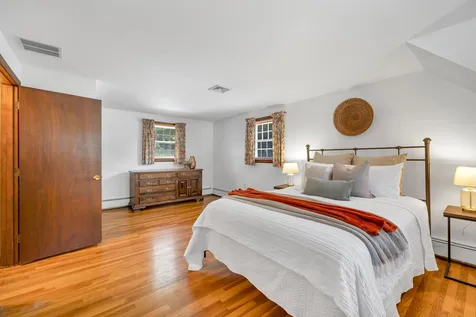 27 Massachusetts Drive Nashua NH 03060