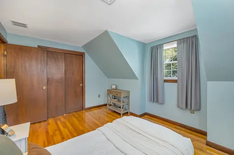 27 Massachusetts Drive Nashua NH 03060