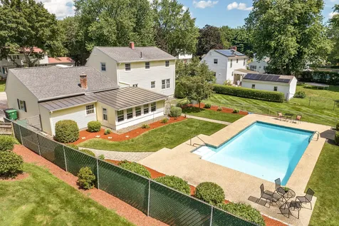 27 Massachusetts Drive Nashua NH 03060