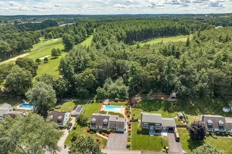 27 Massachusetts Drive Nashua NH 03060
