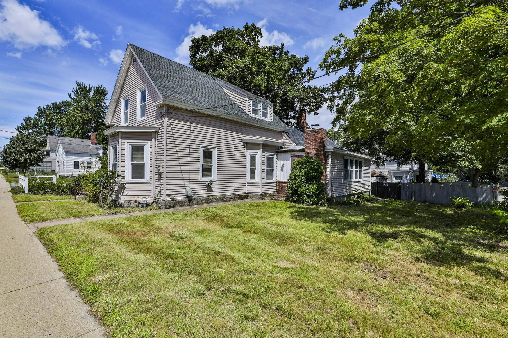 59 Amherst Street Nashua NH 03064