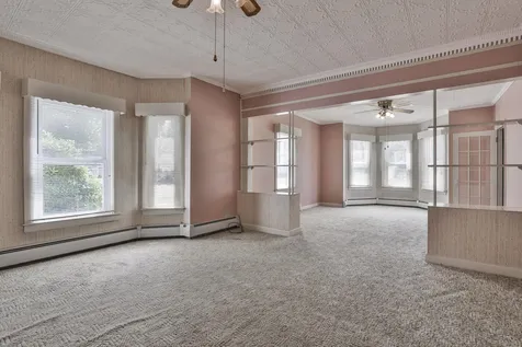 59 Amherst Street Nashua NH 03064