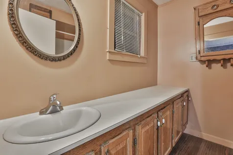 59 Amherst Street Nashua NH 03064