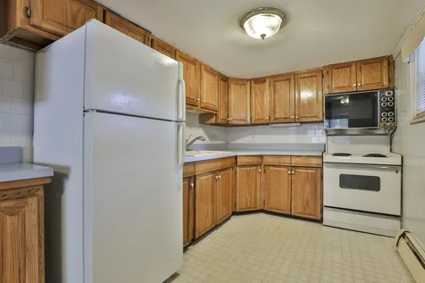 59 Amherst Street Nashua NH 03064