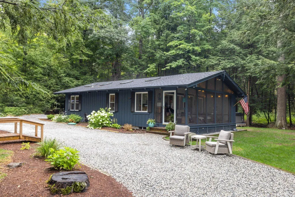 126 Far Echo Road Moultonborough NH 03254