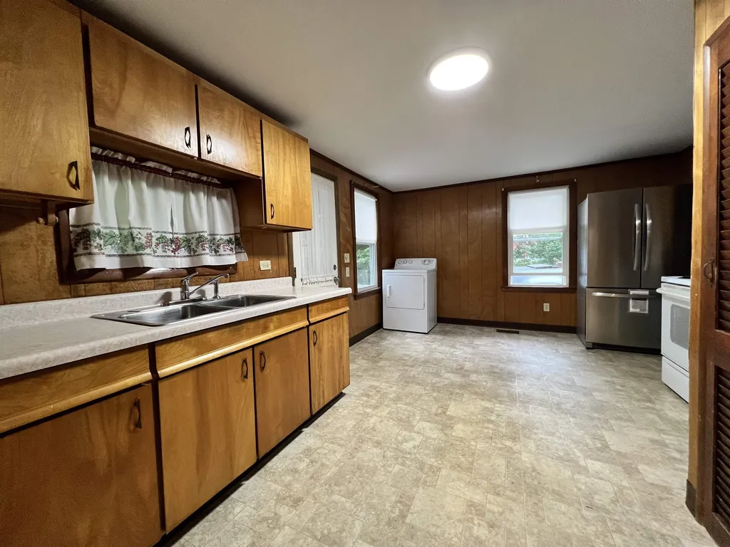 50 Main Street Hooksett NH 03106