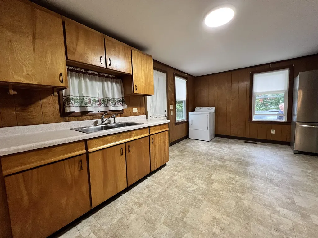 50 Main Street Hooksett NH 03106