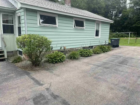 50 Main Street Hooksett NH 03106