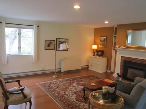 112 Hilltop Place New London NH 03257