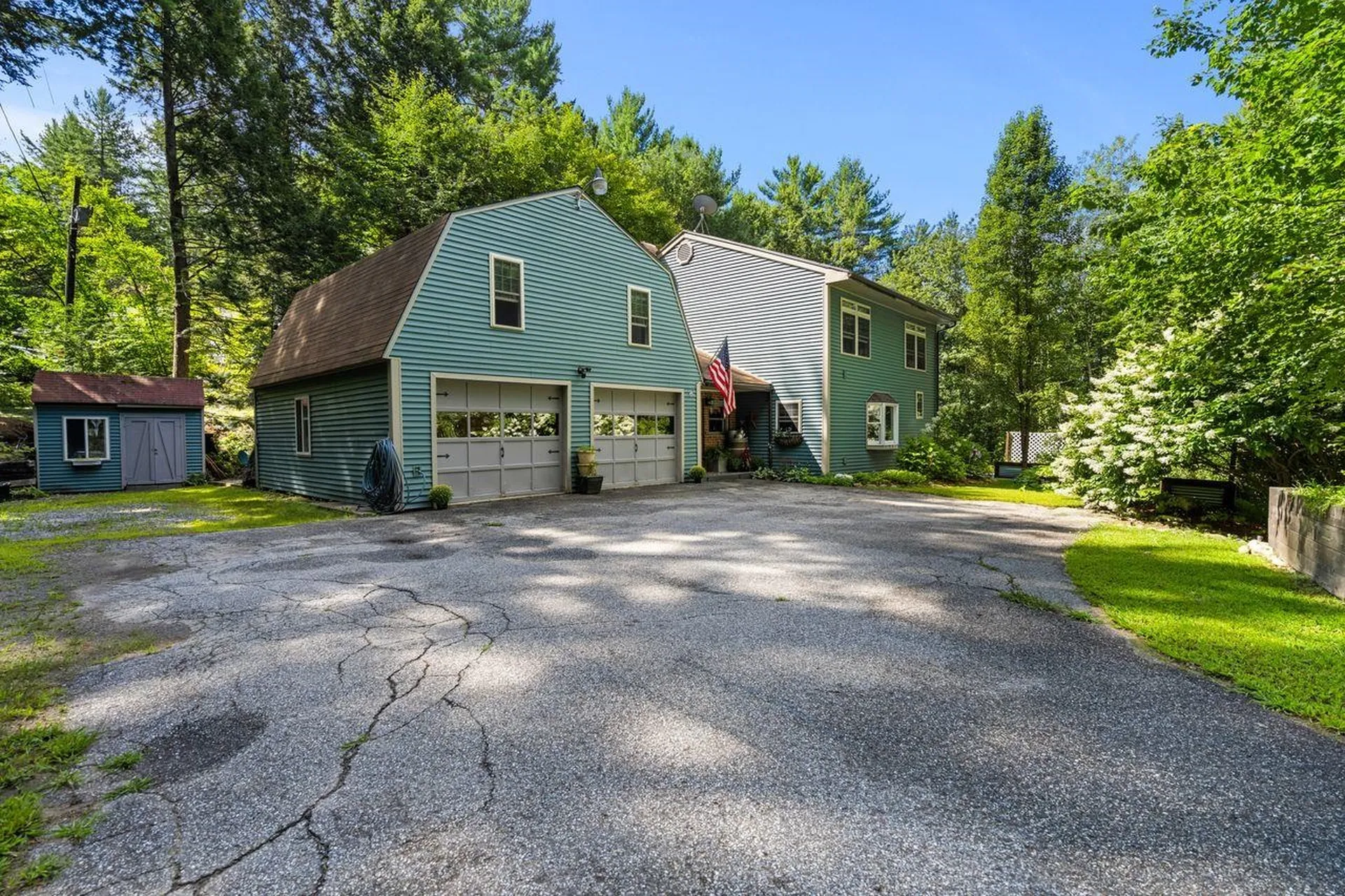 96 Blake Road Weare NH 03281
