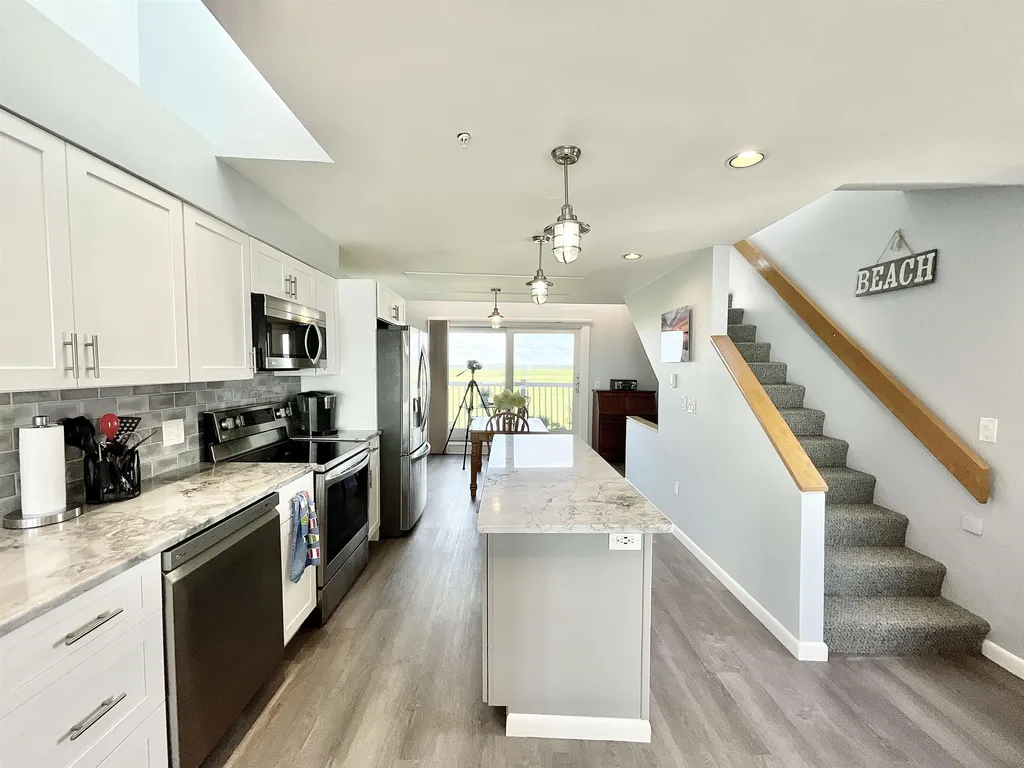 561 Ocean Boulevard Hampton NH 03842