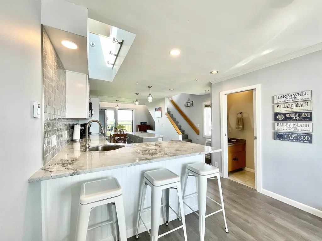 561 Ocean Boulevard Hampton NH 03842