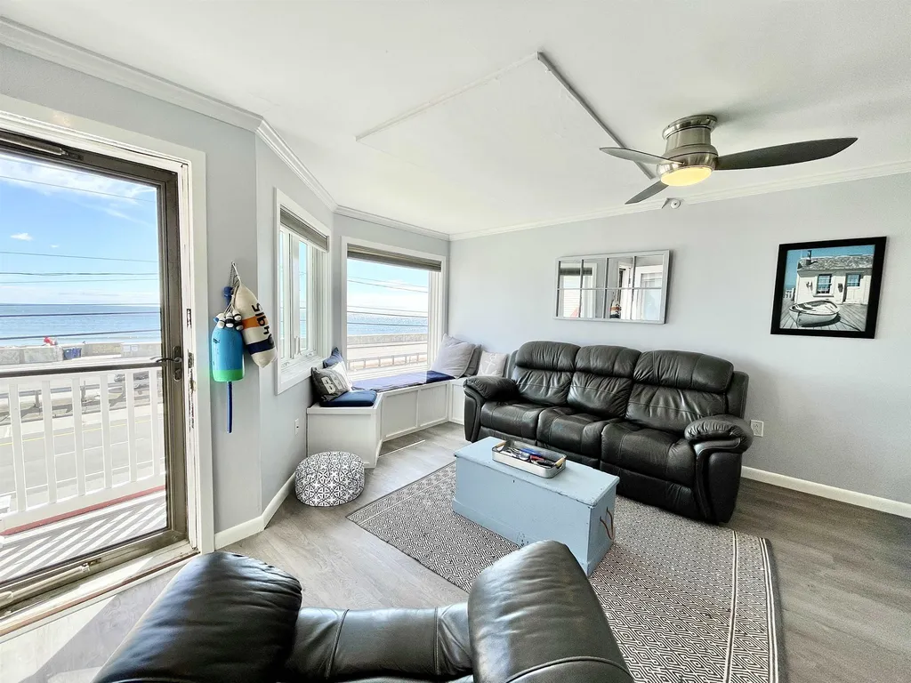 561 Ocean Boulevard Hampton NH 03842