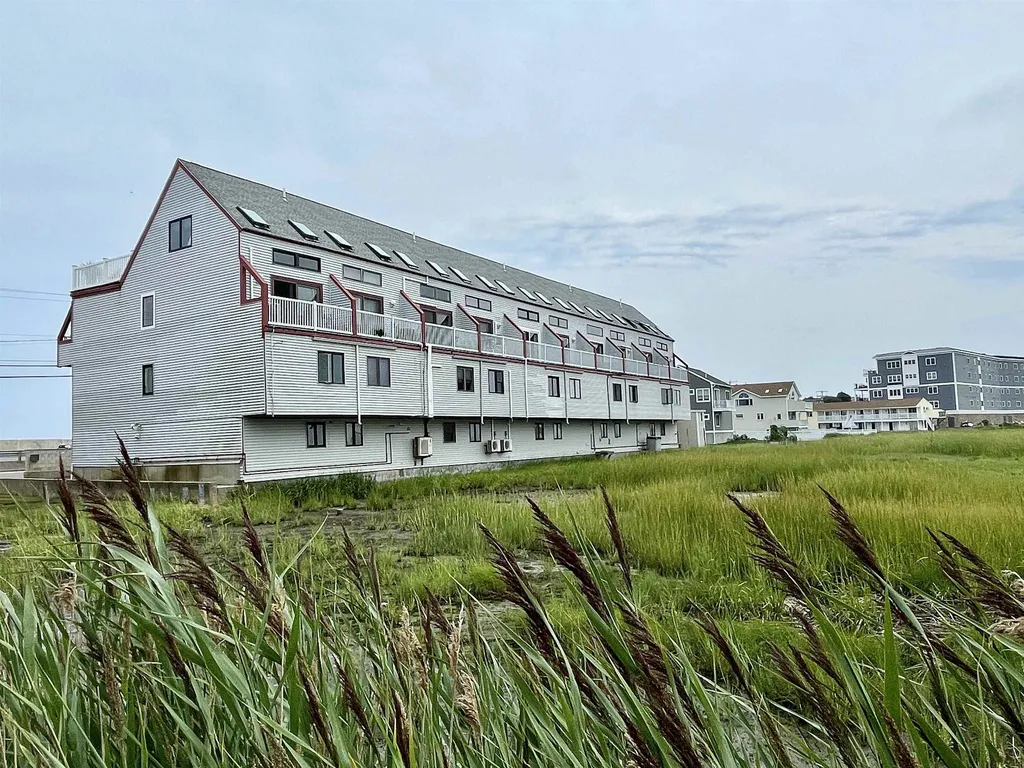561 Ocean Boulevard Hampton NH 03842