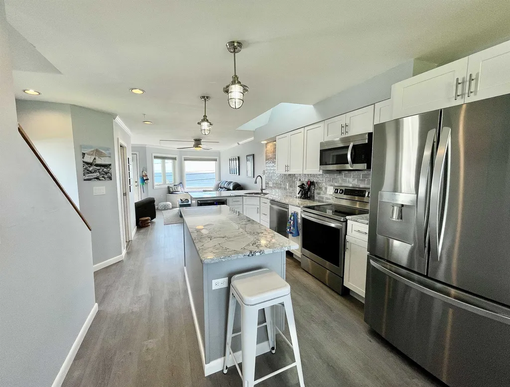 561 Ocean Boulevard Hampton NH 03842