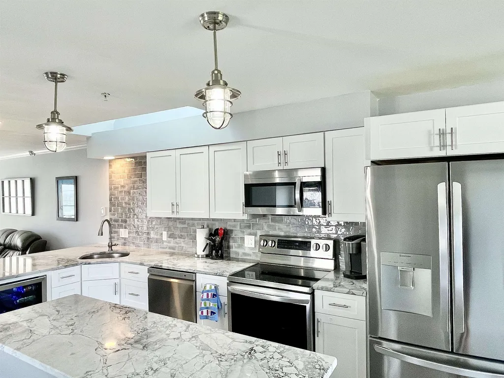 561 Ocean Boulevard Hampton NH 03842