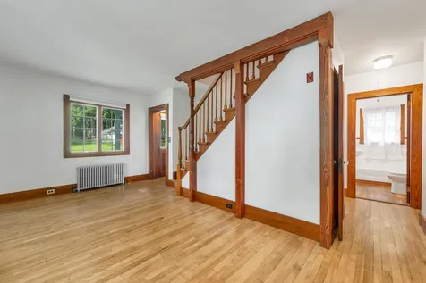 41 Pine Street Wolfeboro NH 03894