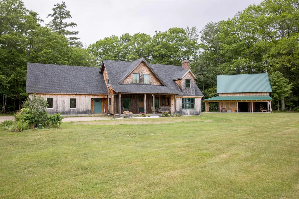 15 Clover Drive Thornton NH 03285