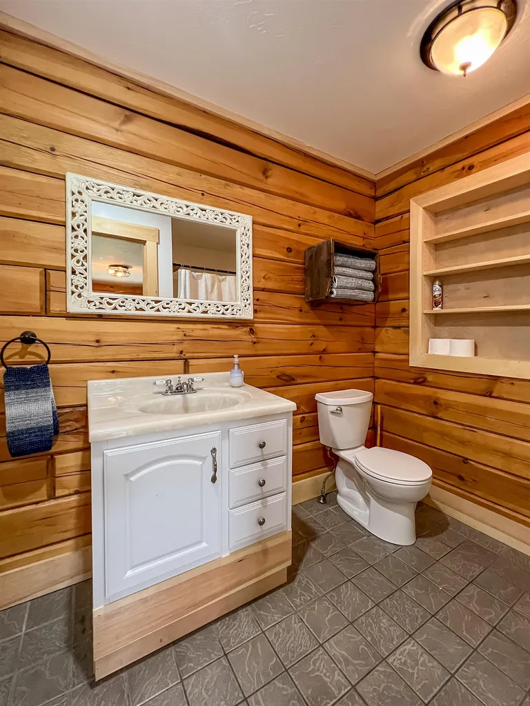 15 Clover Drive Thornton NH 03285