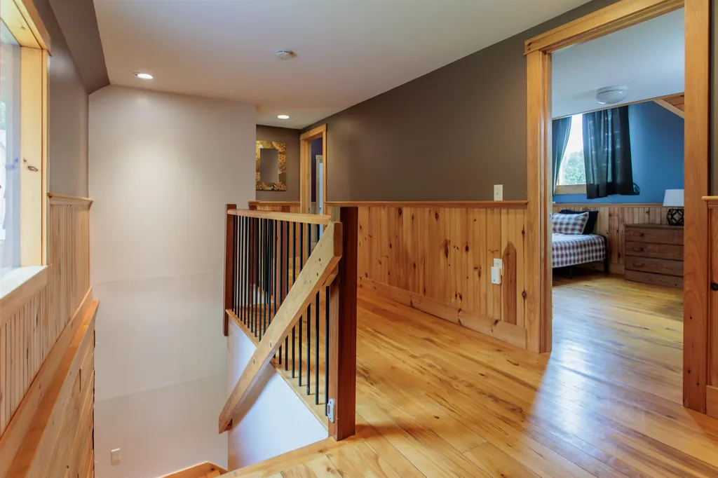 15 Clover Drive Thornton NH 03285