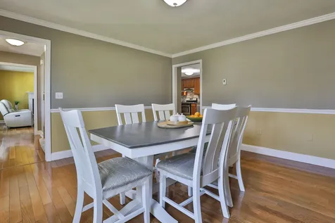 113 Cherrywood Drive Nashua NH 03062