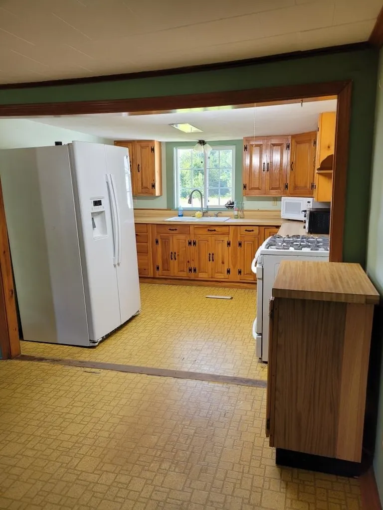 40 Thurston Road Milton NH 03851