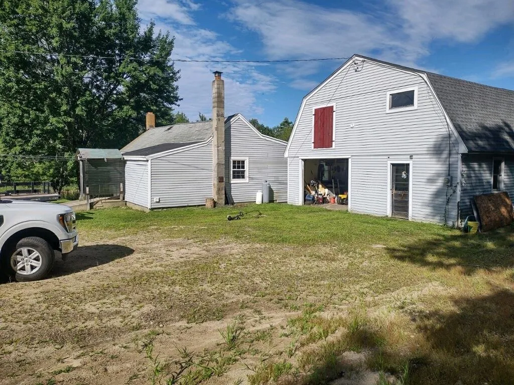 40 Thurston Road Milton NH 03851
