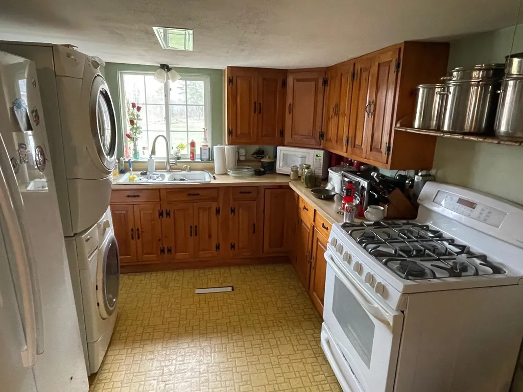 40 Thurston Road Milton NH 03851