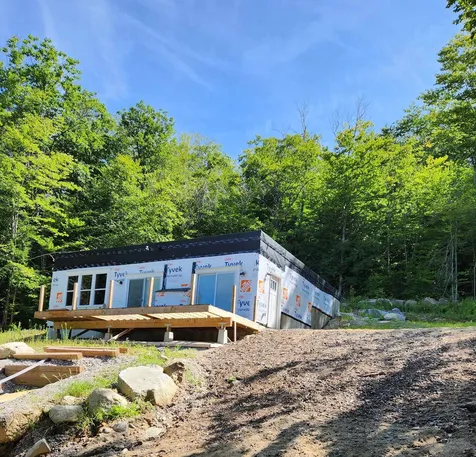11 Jungfrau Road Madison NH 03849