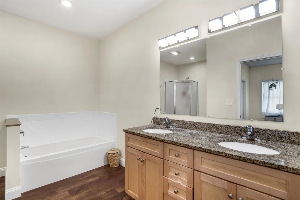 1038 Allen Road Webster NH 03303