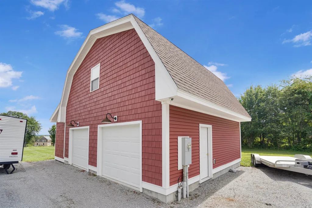 1038 Allen Road Webster NH 03303