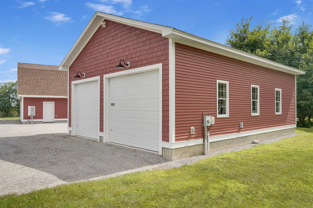 1038 Allen Road Webster NH 03303