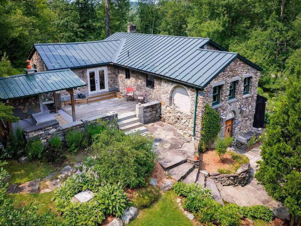 52 Stevensville Road Underhill VT 05489