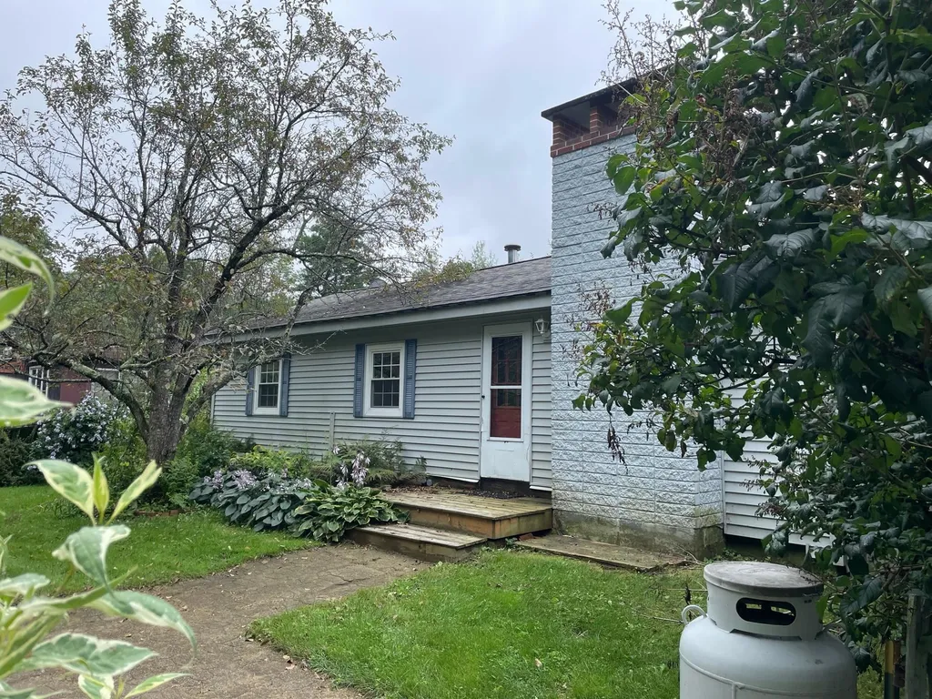 31 Thurston Road Milton NH 03851-4739
