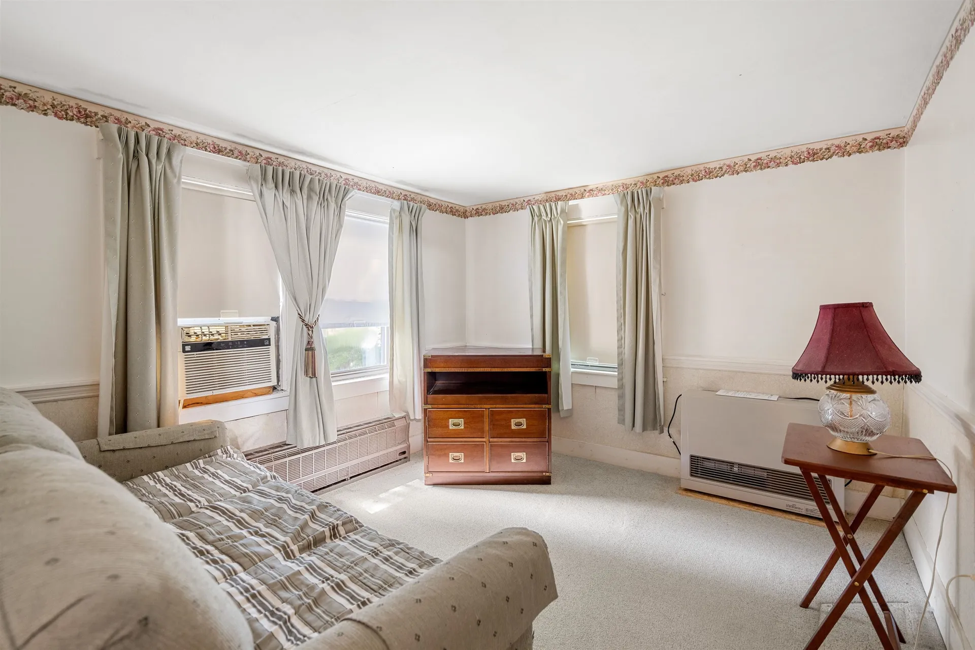 148 Sandown Road Chester NH 03036