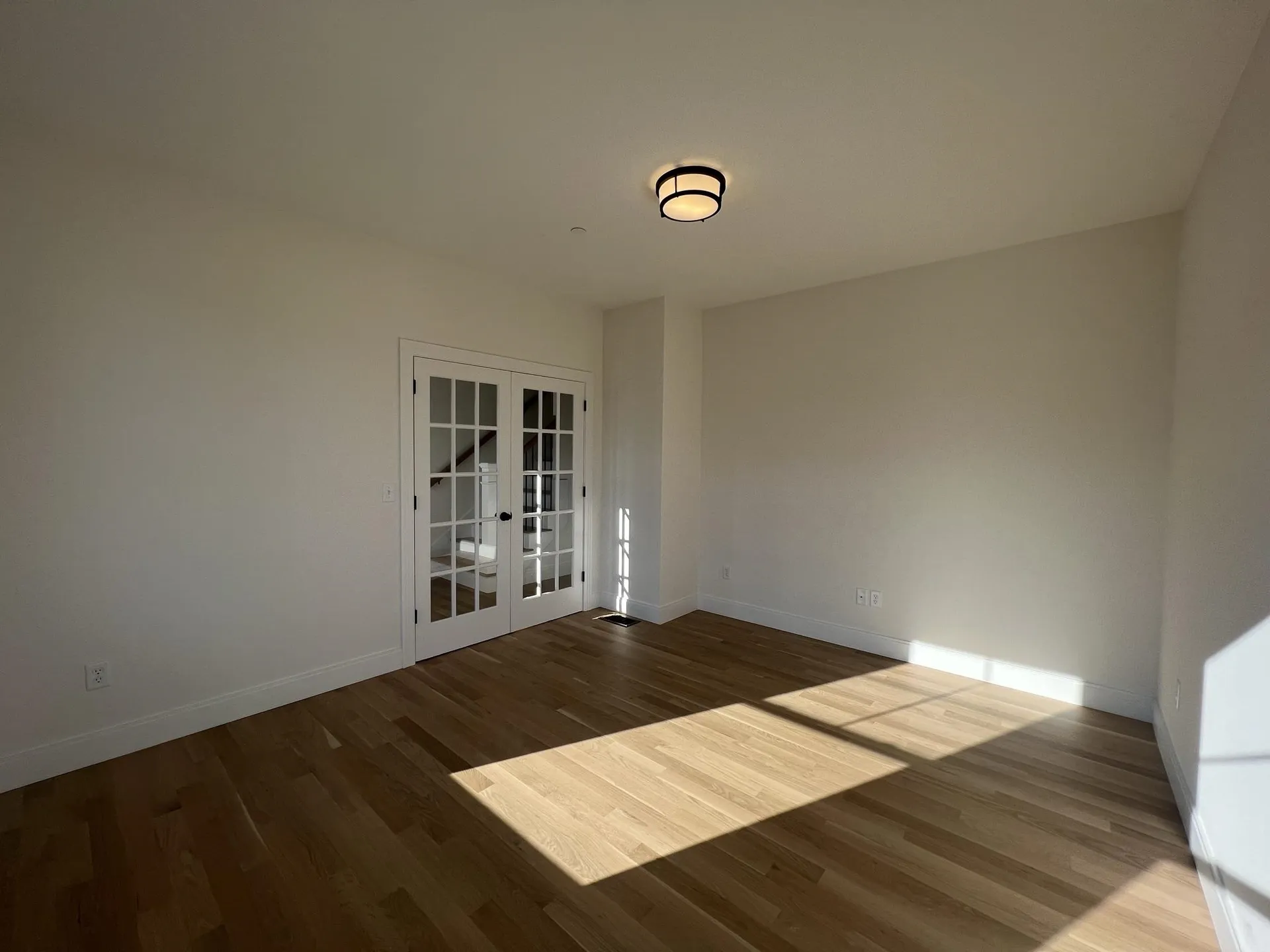 154 Sage Lane Portsmouth NH 03801