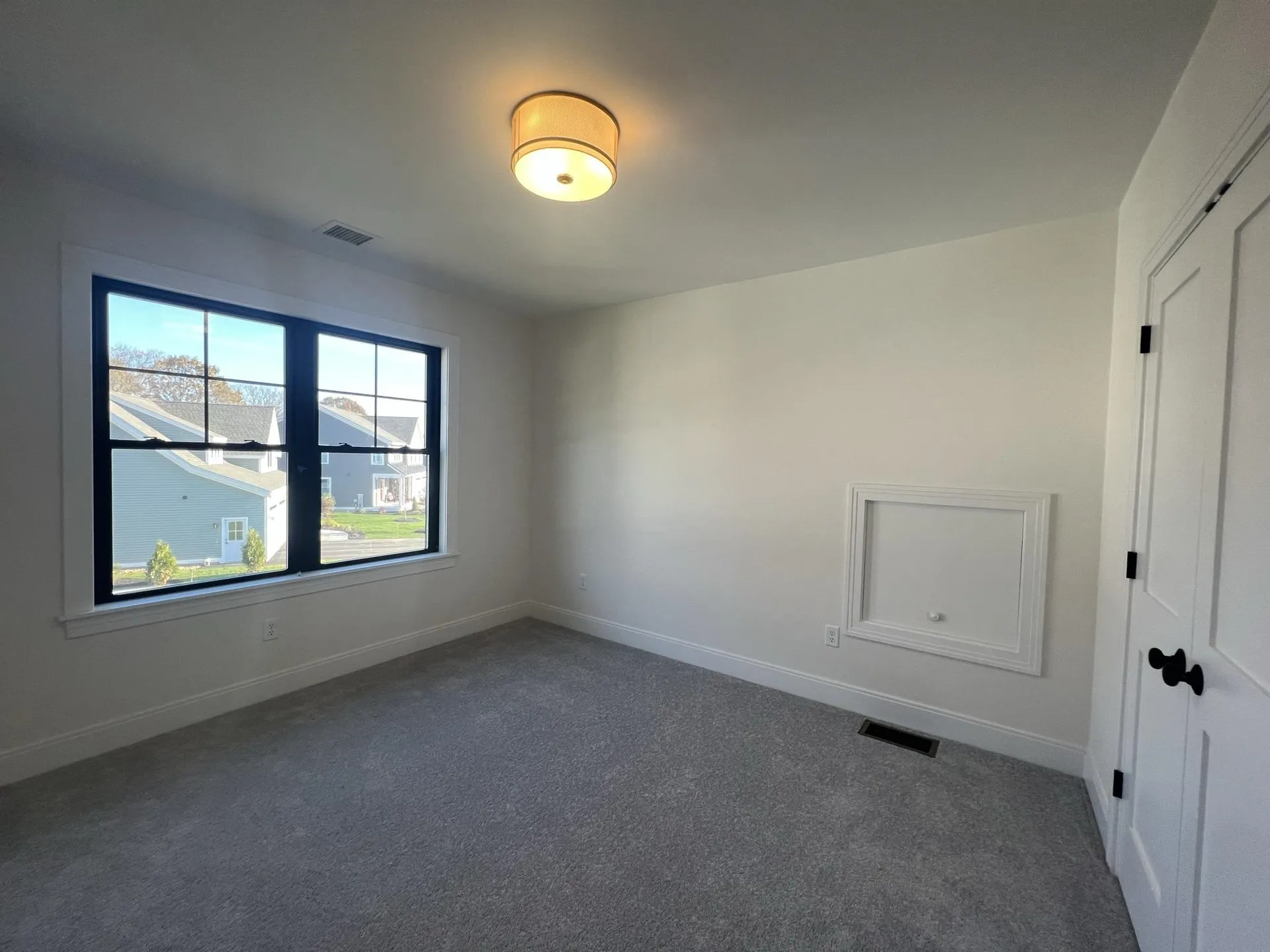 154 Sage Lane Portsmouth NH 03801