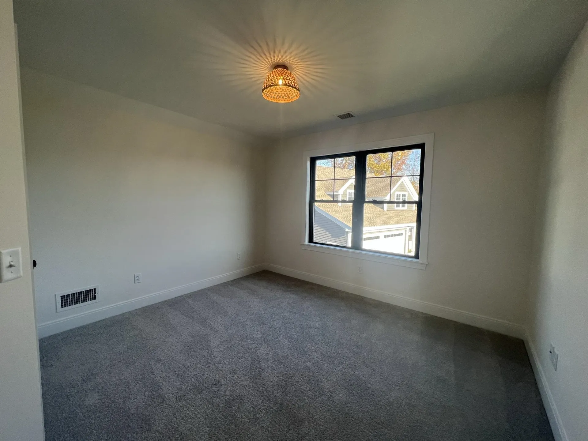 154 Sage Lane Portsmouth NH 03801