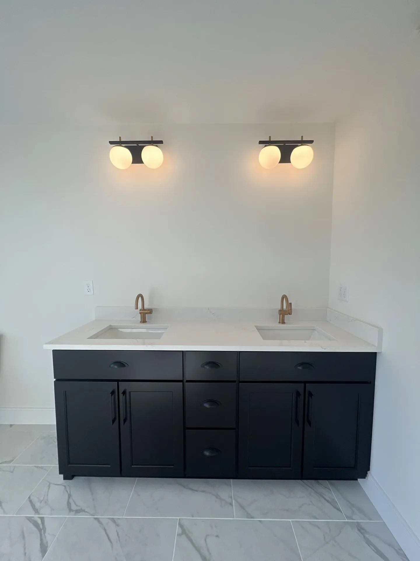 154 Sage Lane Portsmouth NH 03801