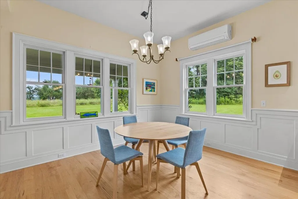 127 Prindle Road Charlotte VT 05445