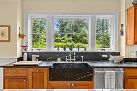 127 Prindle Road Charlotte VT 05445