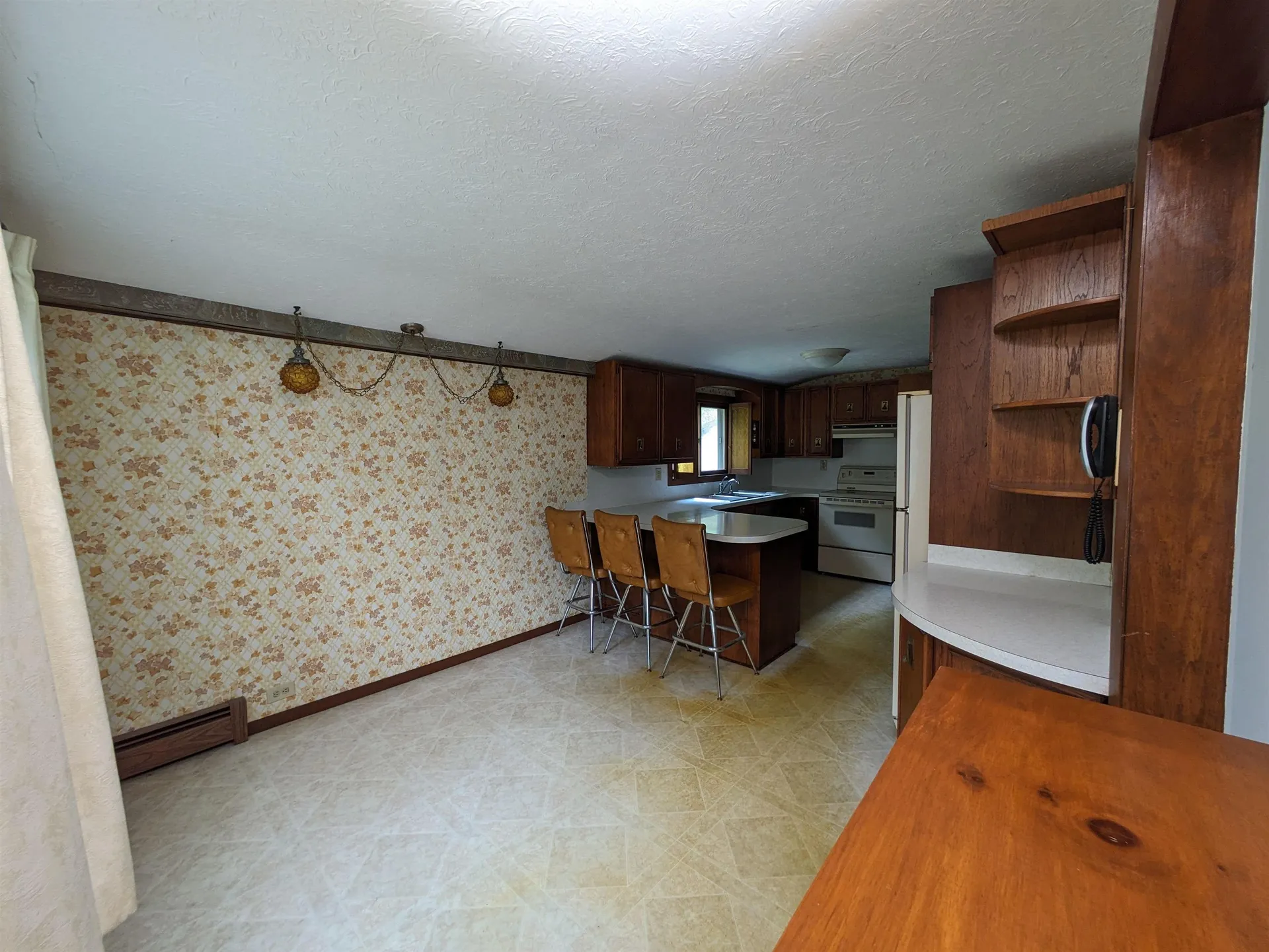 18 Hunt Street Hooksett NH 03106