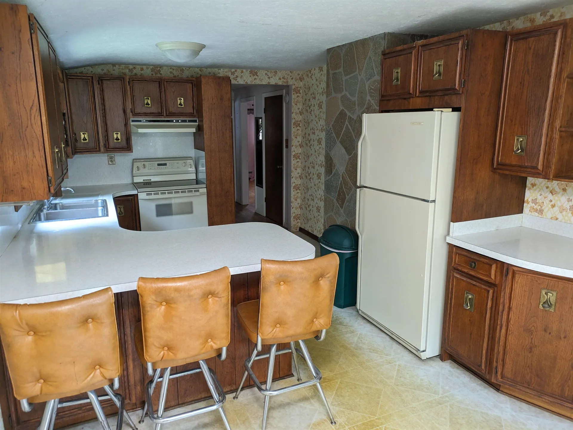 18 Hunt Street Hooksett NH 03106